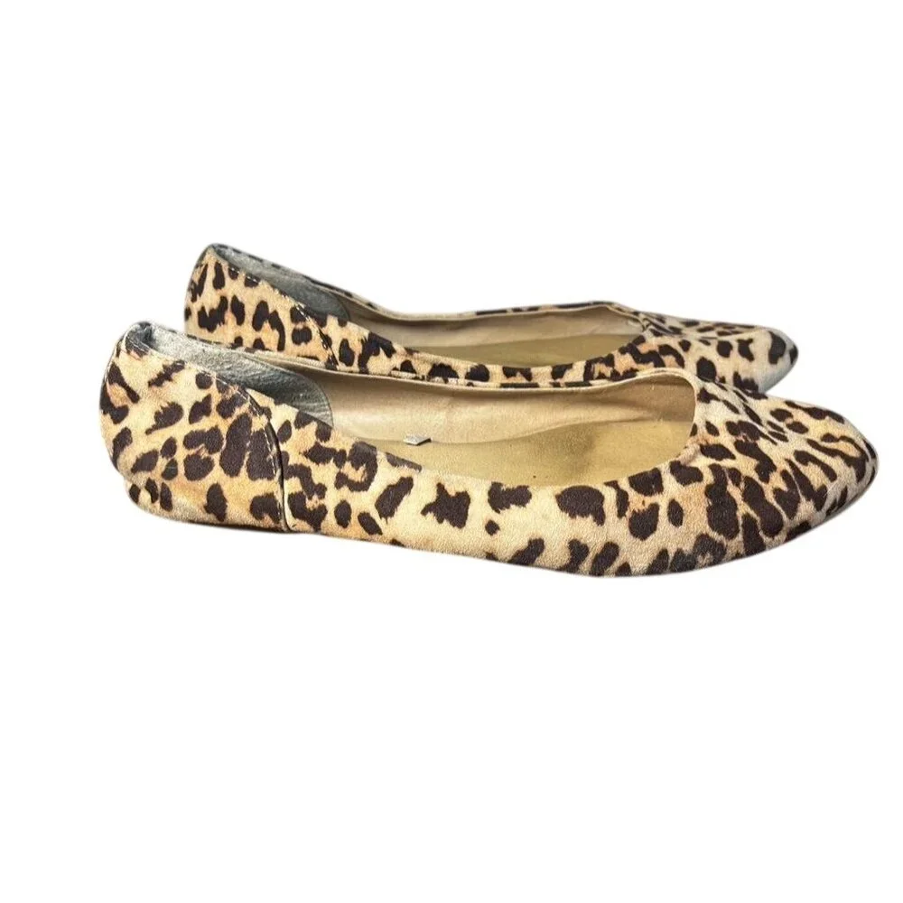 Torrid Animal Print Slip‎ On Flat Shoe Tan 10W Neutral Preppy Work Wear Artsy